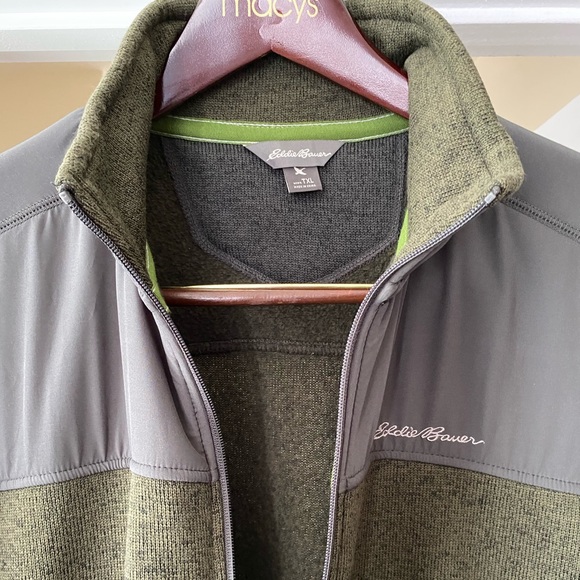 Eddie Bauer jacket - Picture 2 of 4